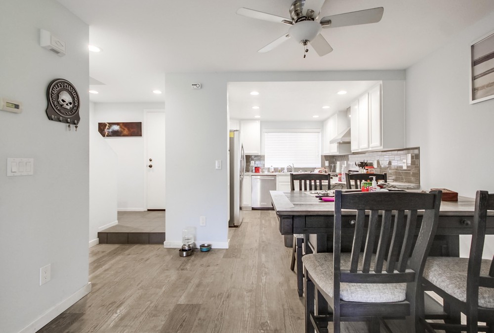 Virtual tour photo 17 of 48 for 1536 Glenwood Dr
