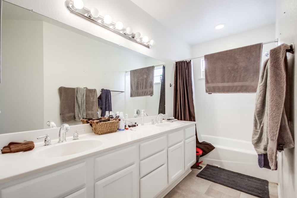 Virtual tour photo 30 of 48 for 1536 Glenwood Dr