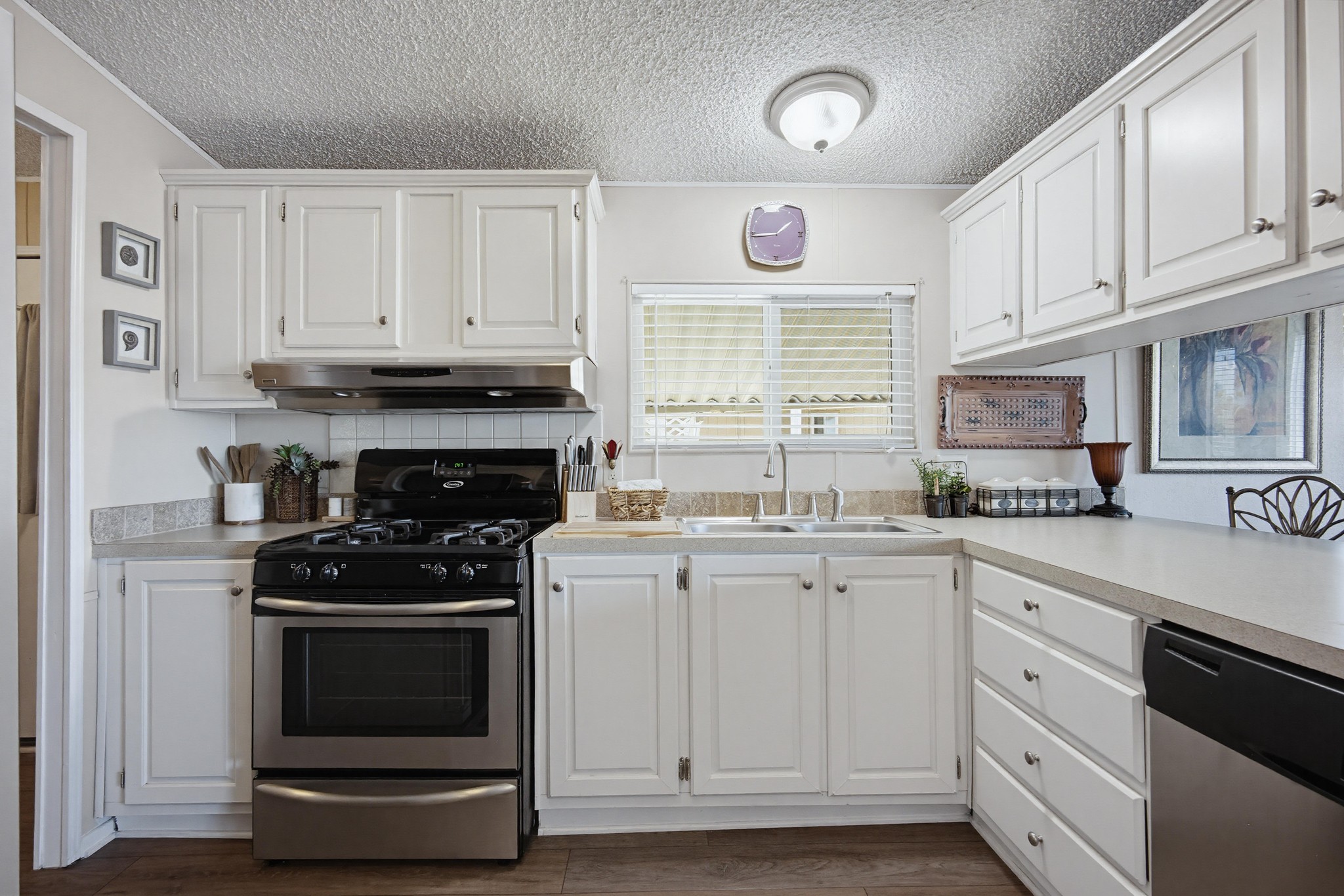 Virtual tour photo 18 of 39 for 1536 S State St Spc 159