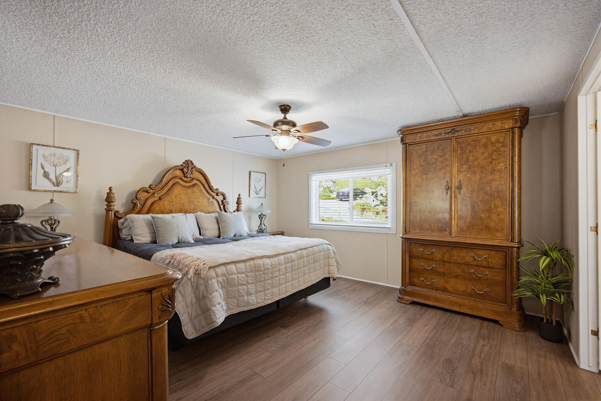Virtual tour photo 23 of 39 for 1536 S State St Spc 159