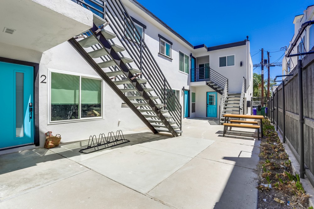 Virtual tour photo 6 of 28 for 1537 Missouri St #5