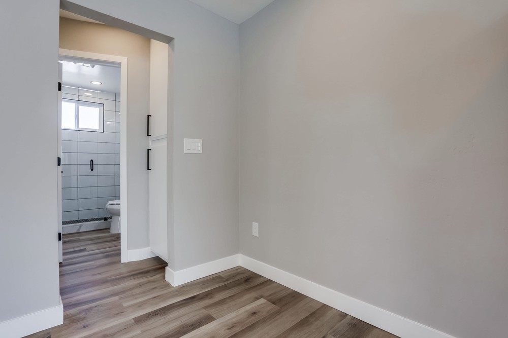 Virtual tour photo 18 of 28 for 1537 Missouri St #5