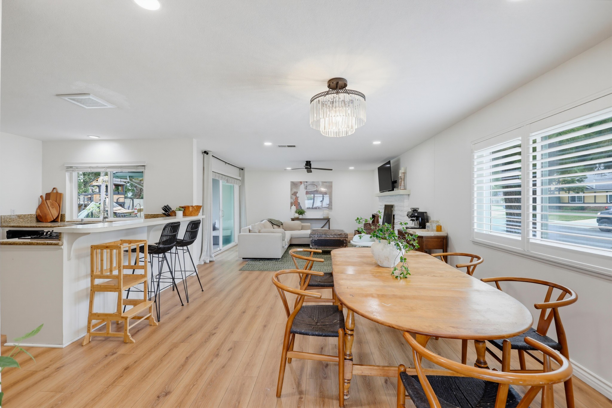 Virtual tour photo 18 of 65 for 1537 Yellowstone Ave