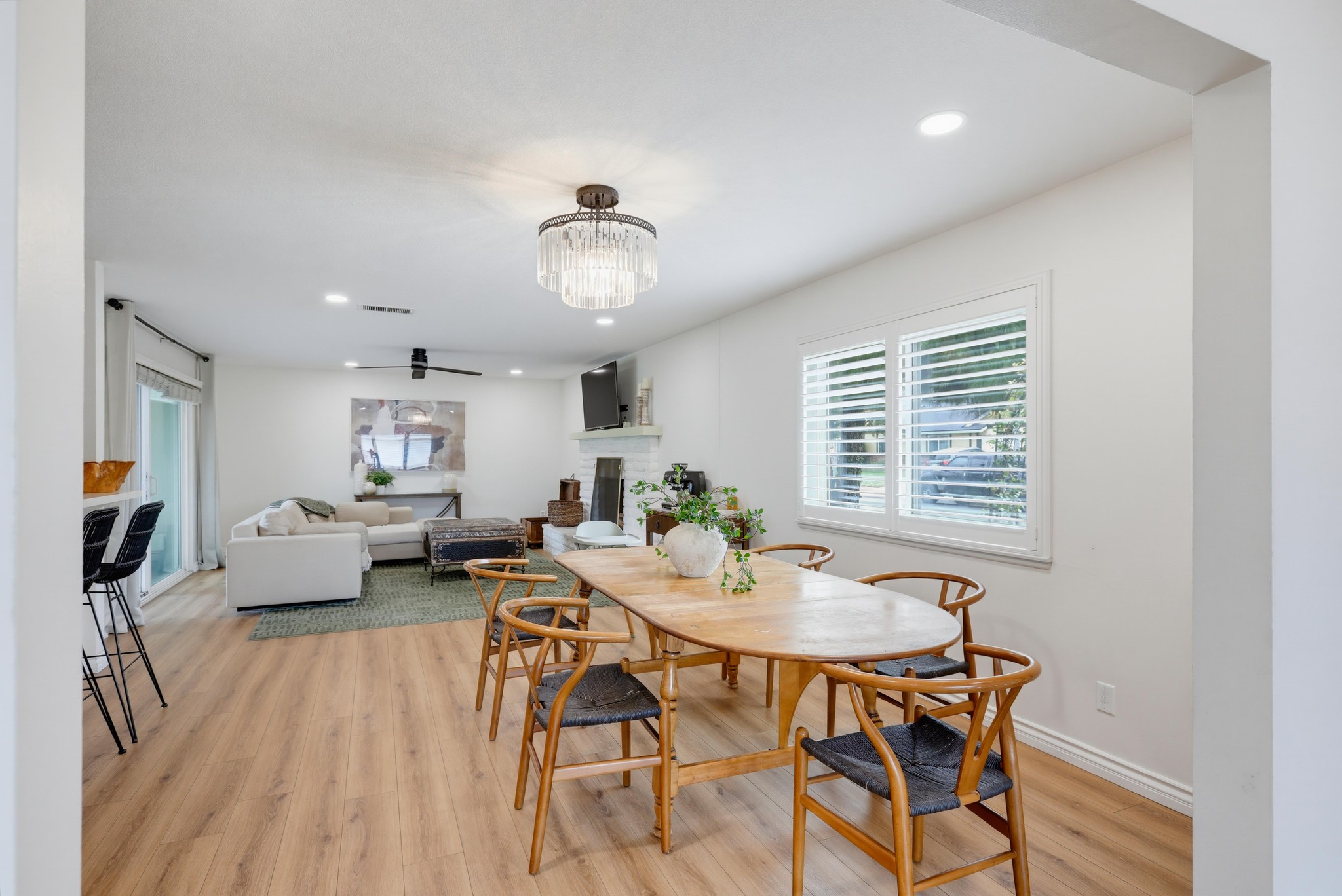 Virtual tour photo 19 of 65 for 1537 Yellowstone Ave