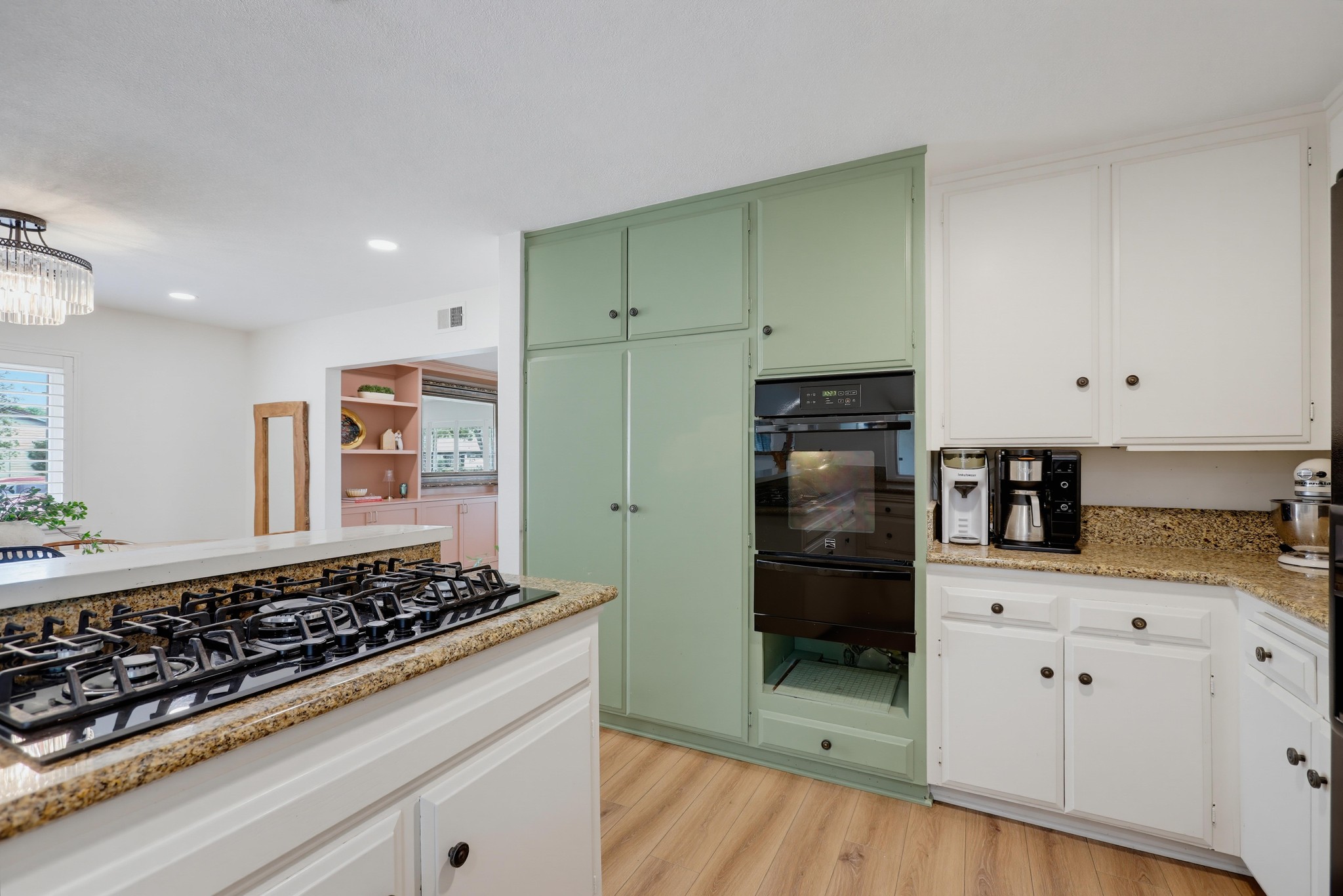 Virtual tour photo 24 of 65 for 1537 Yellowstone Ave