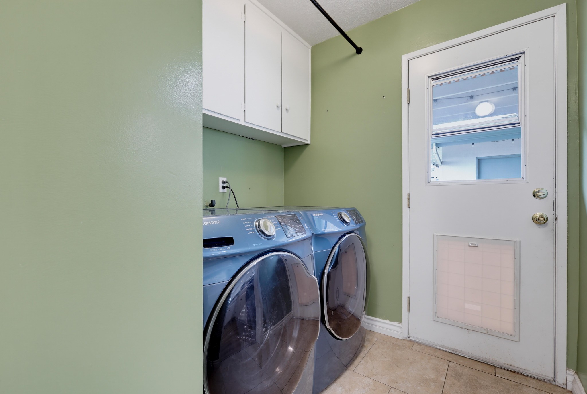 Virtual tour photo 25 of 65 for 1537 Yellowstone Ave