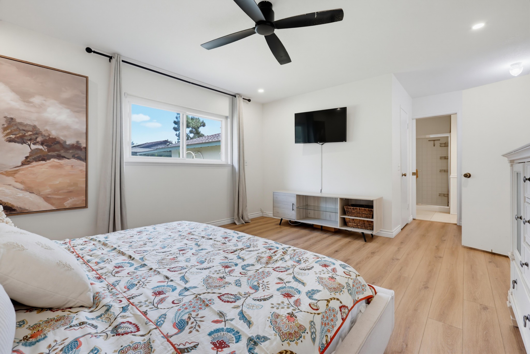 Virtual tour photo 42 of 65 for 1537 Yellowstone Ave