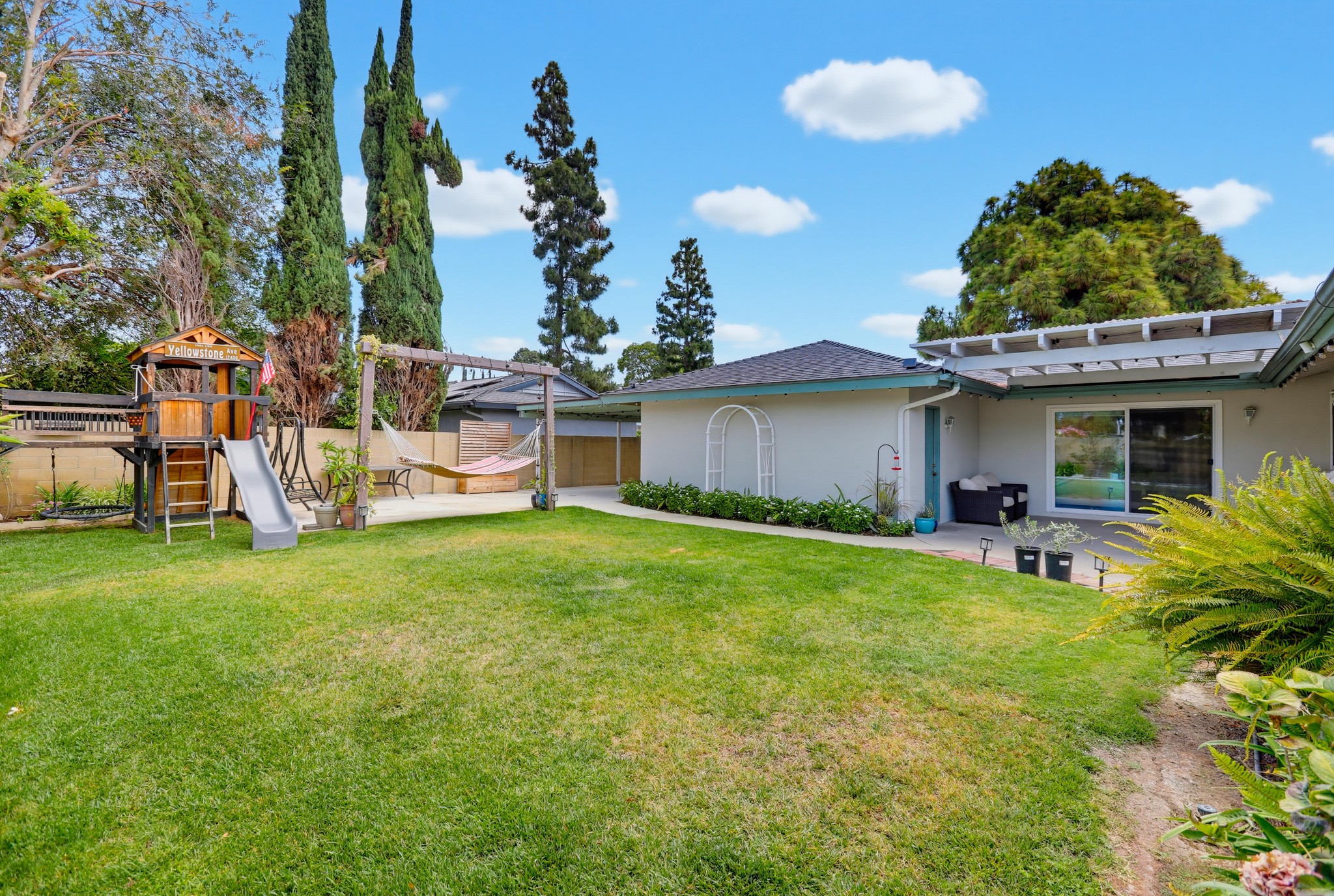 Virtual tour photo 57 of 65 for 1537 Yellowstone Ave