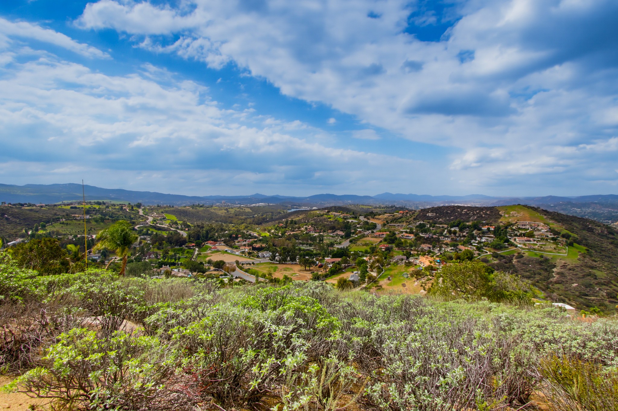 Virtual tour photo 5 of 48 for 15370 Lazy Creek Rd