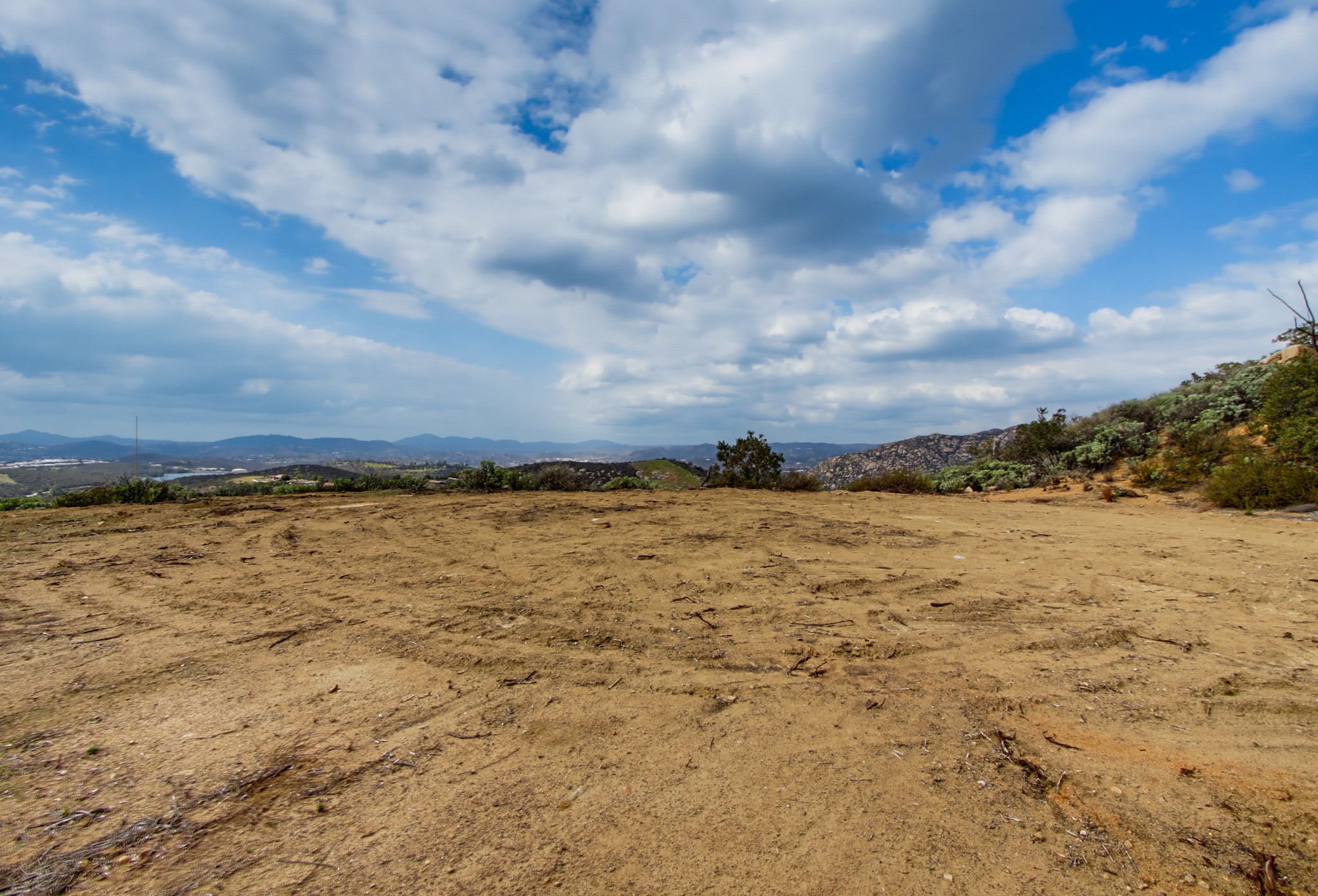 Virtual tour photo 9 of 48 for 15370 Lazy Creek Rd
