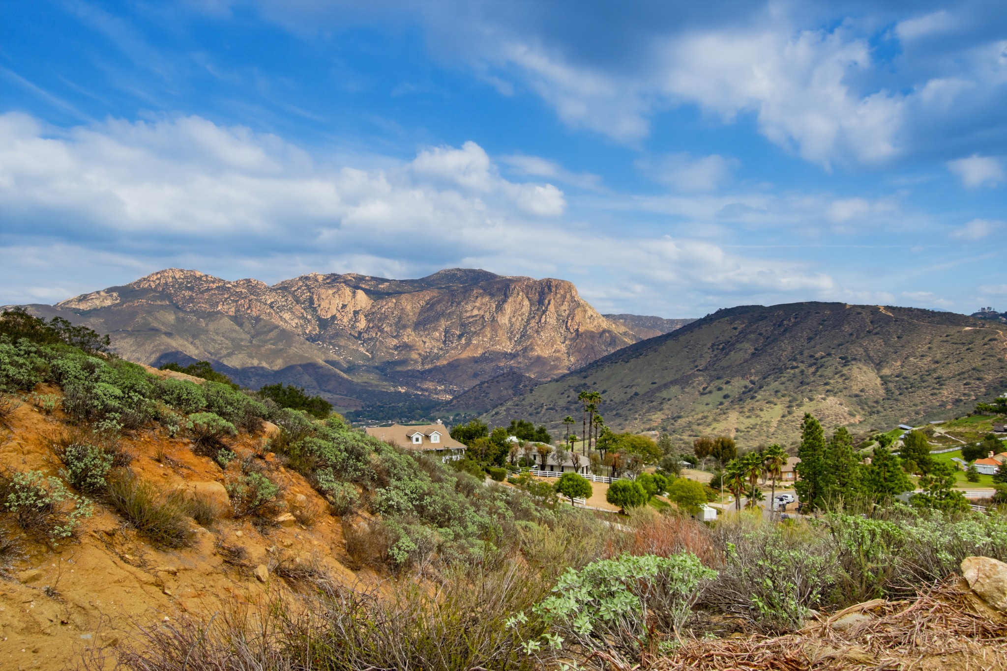 Virtual tour photo 11 of 48 for 15370 Lazy Creek Rd