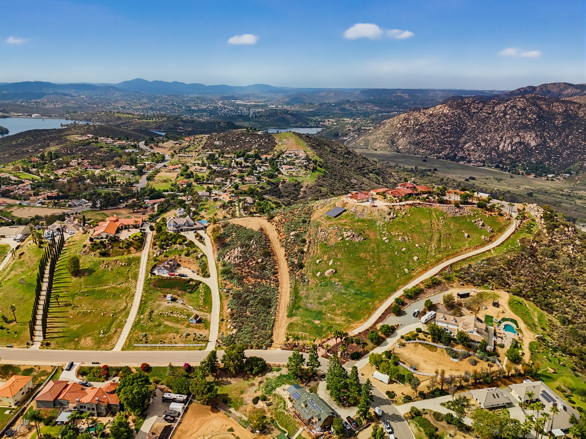 Virtual tour photo 25 of 48 for 15370 Lazy Creek Rd