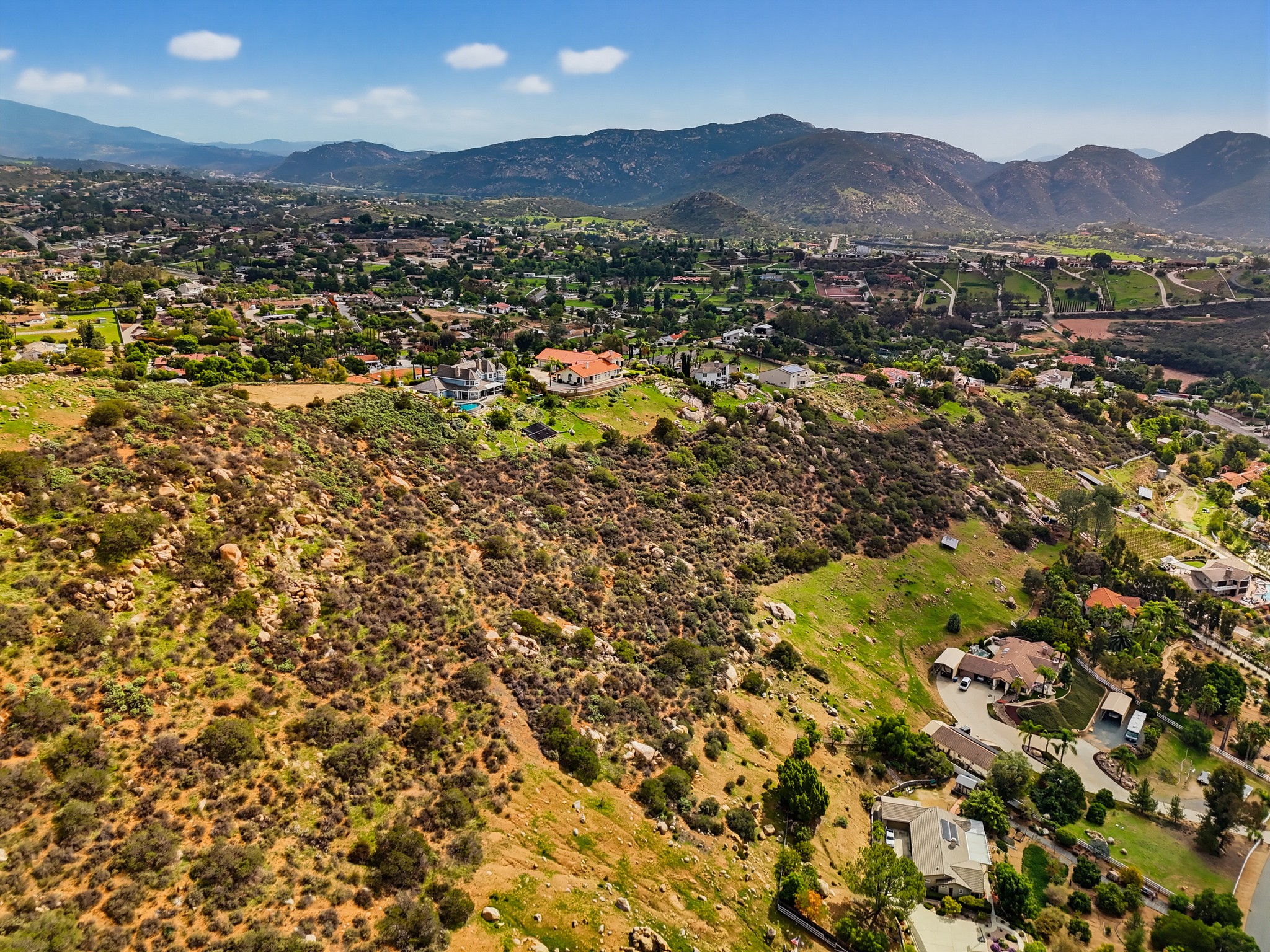 Virtual tour photo 29 of 48 for 15370 Lazy Creek Rd