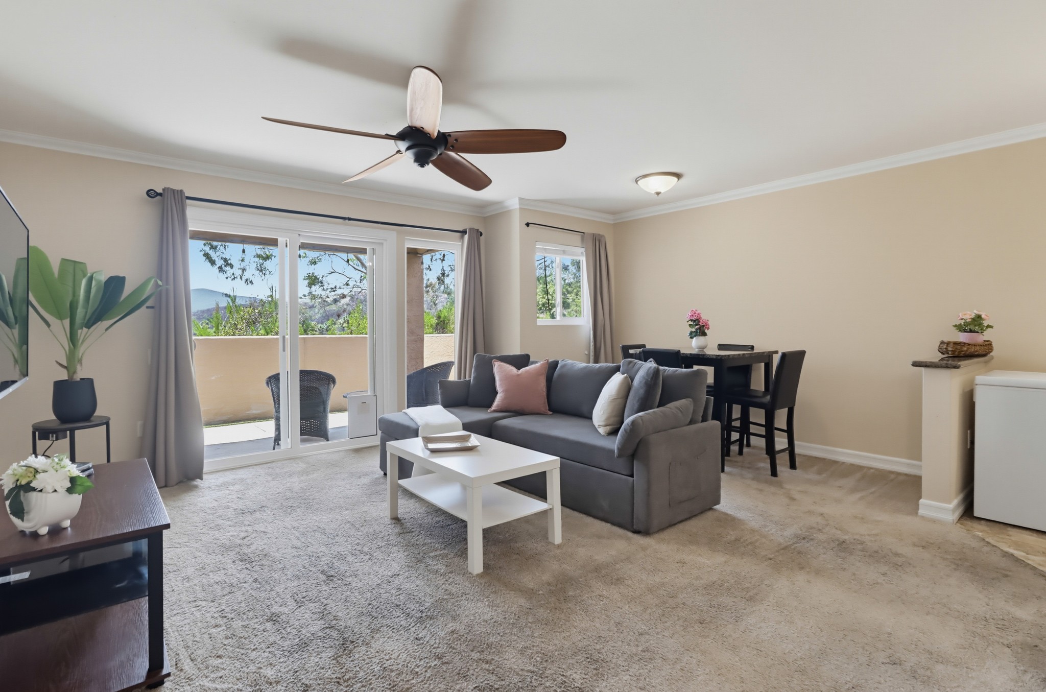 Virtual tour photo 6 of 41 for 15373 Maturin Dr