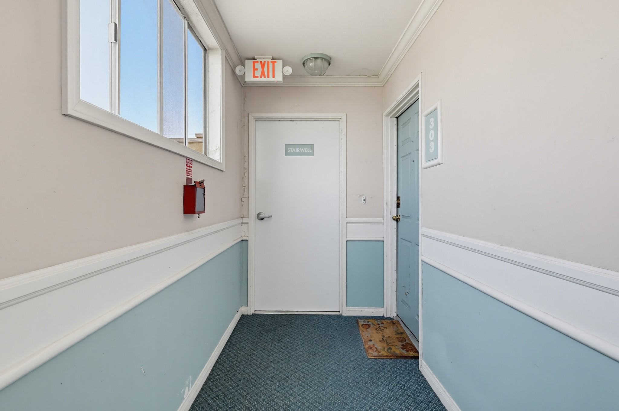 Virtual tour photo 12 of 87 for 1538 Stoner Ave APT 303