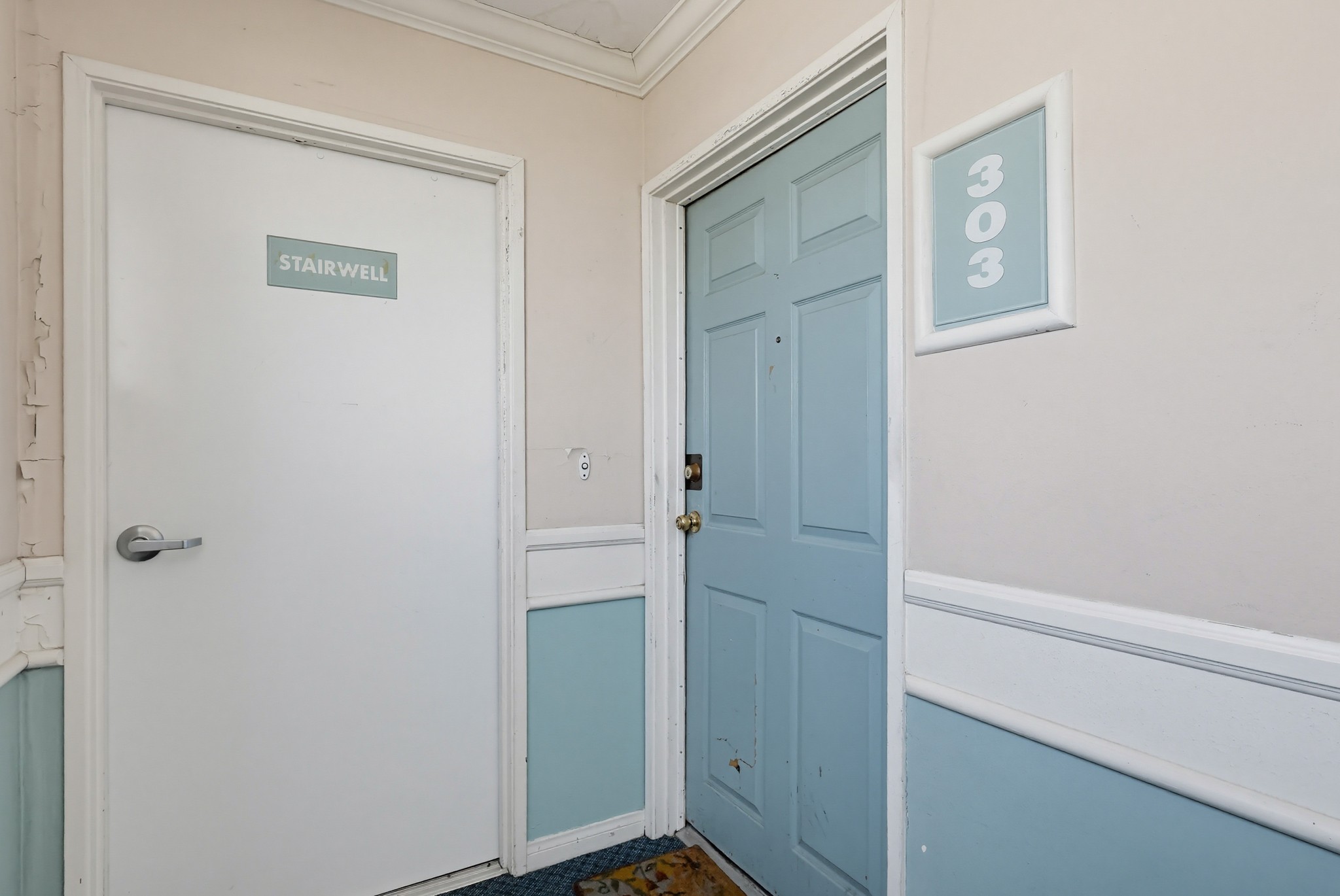 Virtual tour photo 13 of 87 for 1538 Stoner Ave APT 303