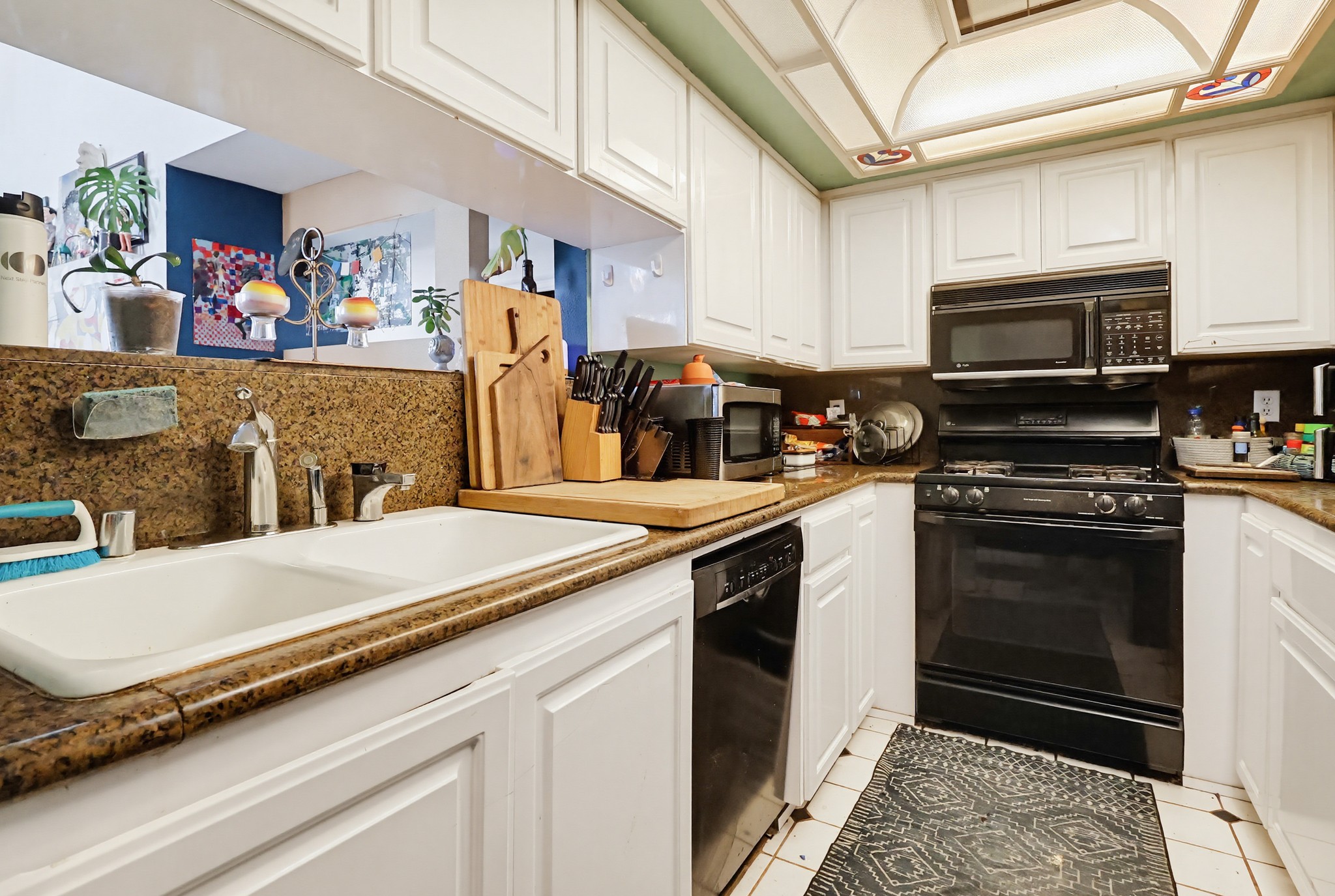 Virtual tour photo 26 of 87 for 1538 Stoner Ave APT 303