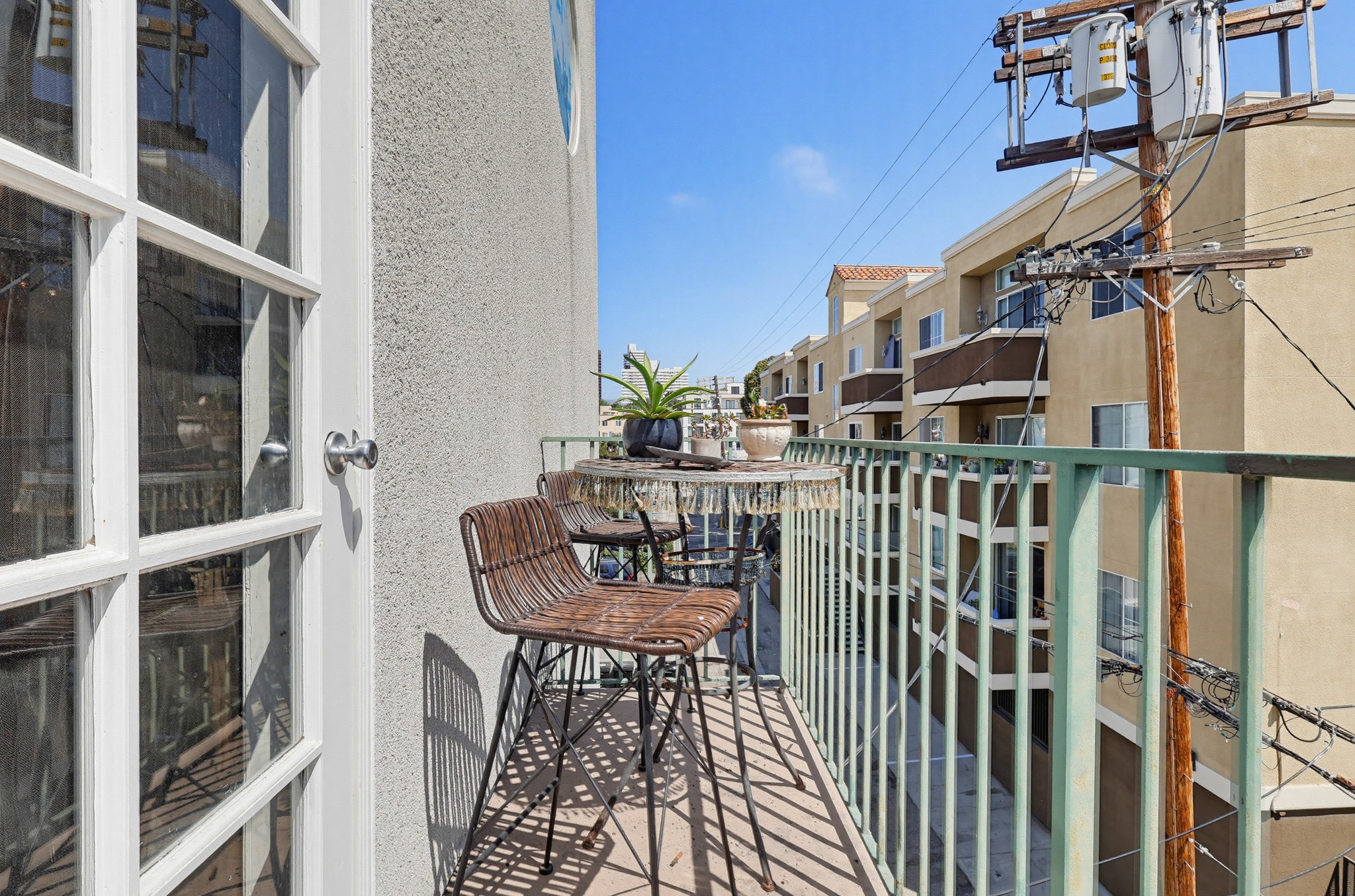 Virtual tour photo 31 of 87 for 1538 Stoner Ave APT 303