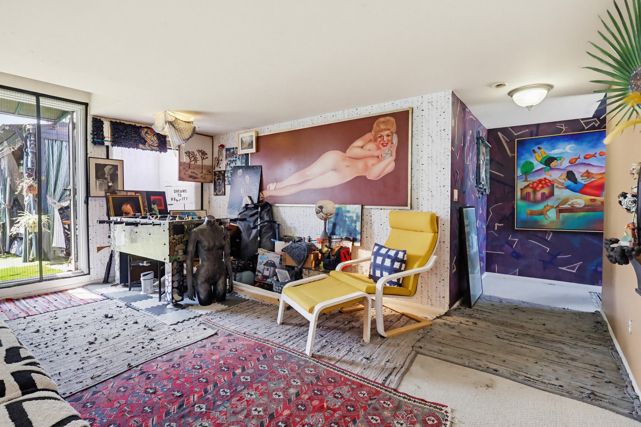 Virtual tour photo 50 of 87 for 1538 Stoner Ave APT 303