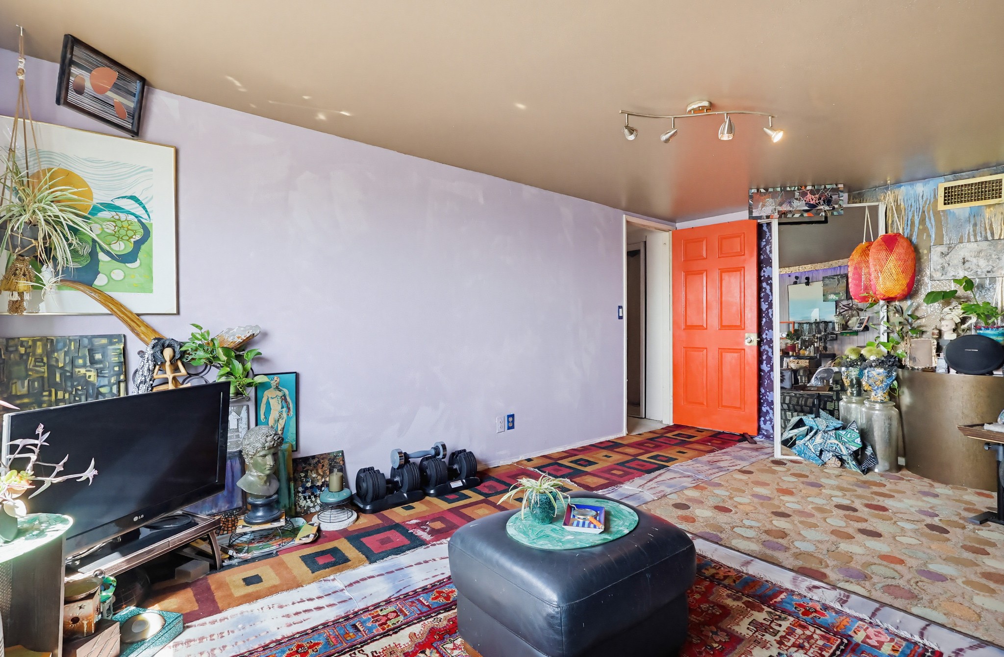 Virtual tour photo 59 of 87 for 1538 Stoner Ave APT 303