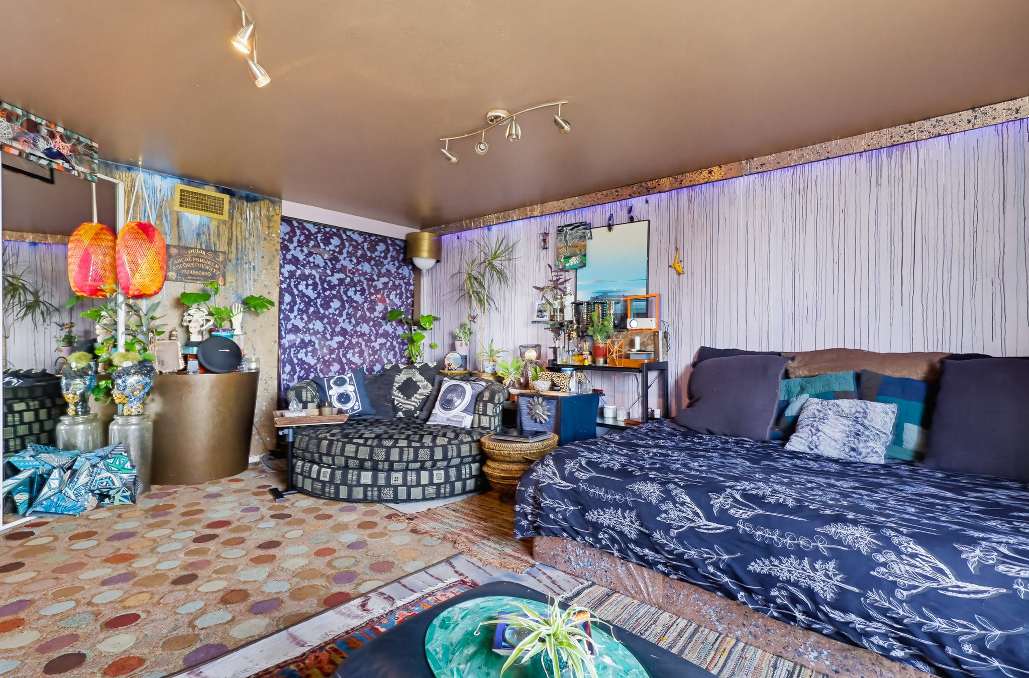 Virtual tour photo 60 of 87 for 1538 Stoner Ave APT 303