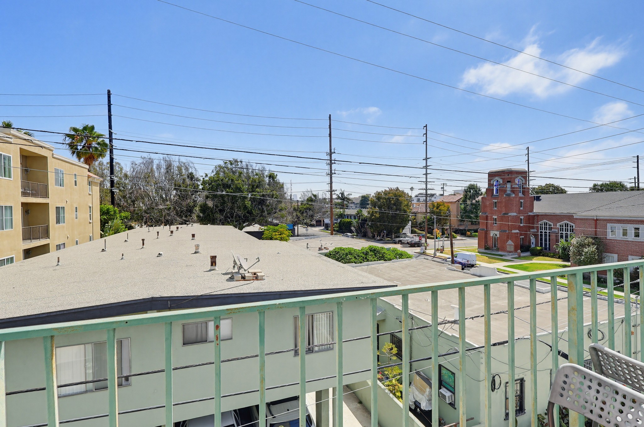 Virtual tour photo 68 of 87 for 1538 Stoner Ave APT 303