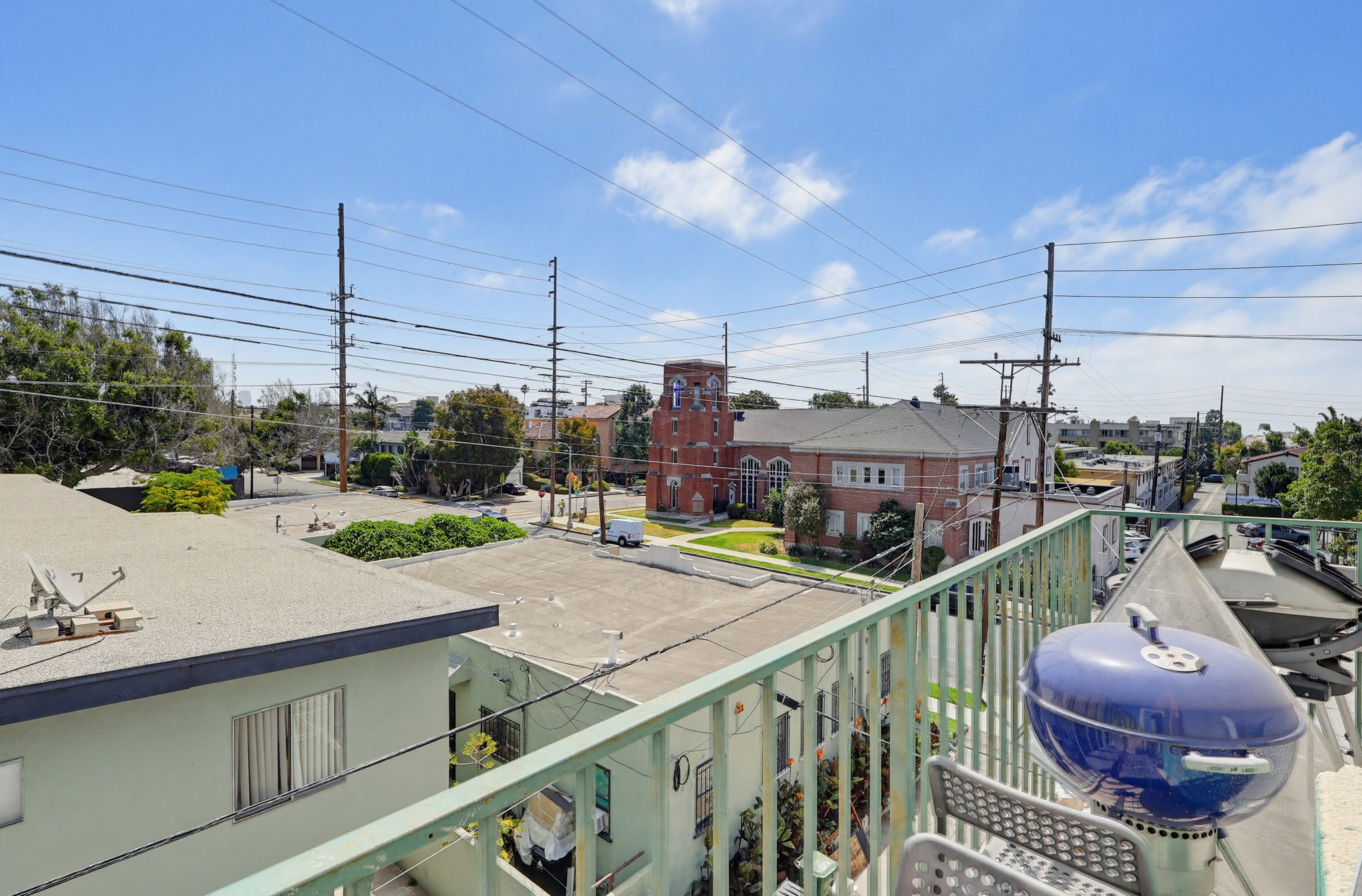 Virtual tour photo 69 of 87 for 1538 Stoner Ave APT 303