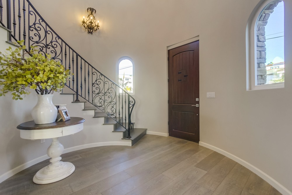 Virtual tour photo 22 of 106 for 1542 Guizot St