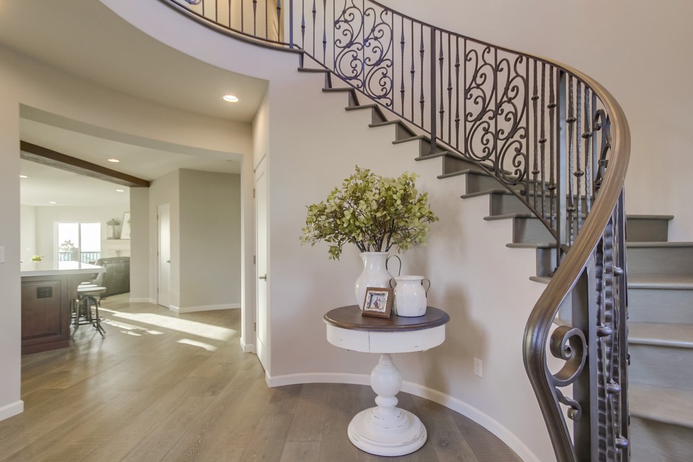 Virtual tour photo 23 of 106 for 1542 Guizot St