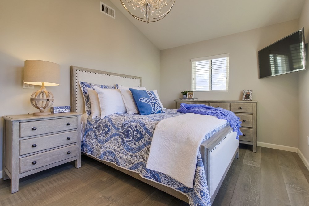 Virtual tour photo 61 of 106 for 1542 Guizot St