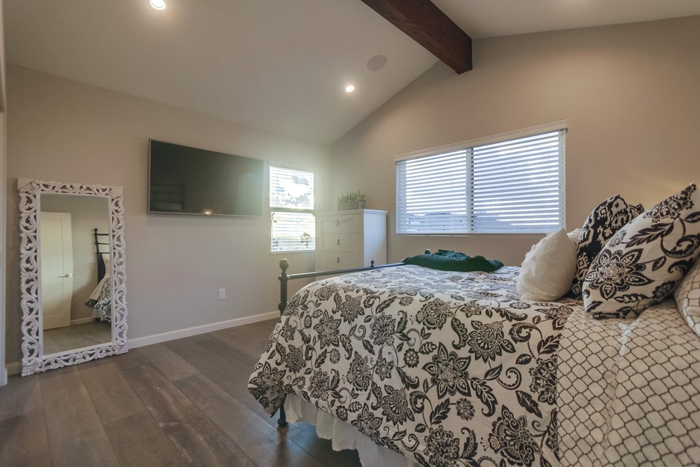 Virtual tour photo 66 of 106 for 1542 Guizot St