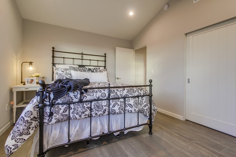 Virtual tour photo 67 of 106 for 1542 Guizot St