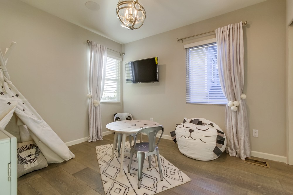 Virtual tour photo 70 of 106 for 1542 Guizot St