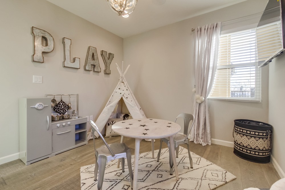 Virtual tour photo 71 of 106 for 1542 Guizot St