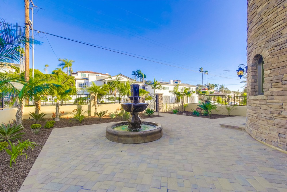 Virtual tour photo 93 of 106 for 1542 Guizot St