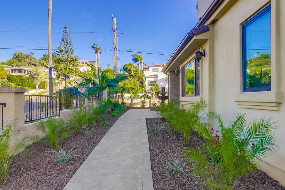 Virtual tour photo 97 of 106 for 1542 Guizot St
