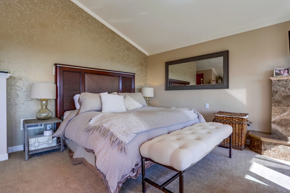 Virtual tour photo 27 of 41 for 1542 Monmouth Dr