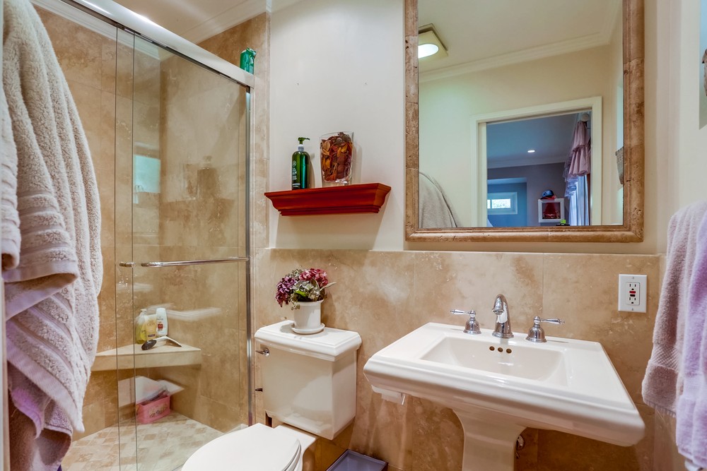 Virtual tour photo 38 of 41 for 1542 Monmouth Dr