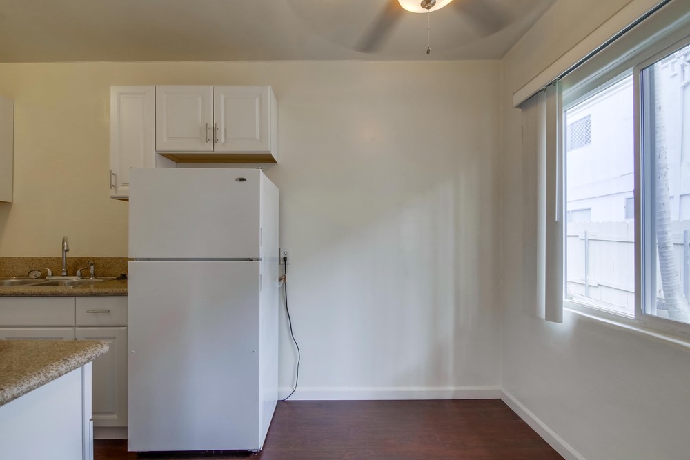 Virtual tour photo 12 of 25 for 1542 Pacific Beach Dr #1544