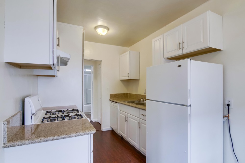 Virtual tour photo 14 of 25 for 1542 Pacific Beach Dr #1544