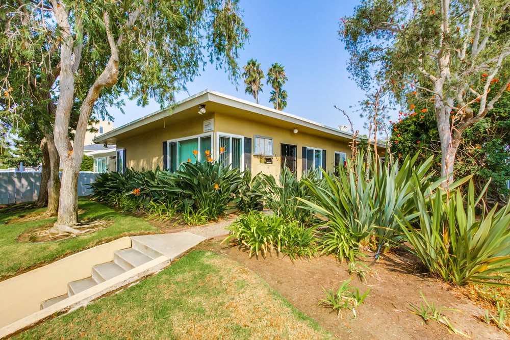 Virtual tour photo 5 of 24 for 1542 Pacific Beach Dr