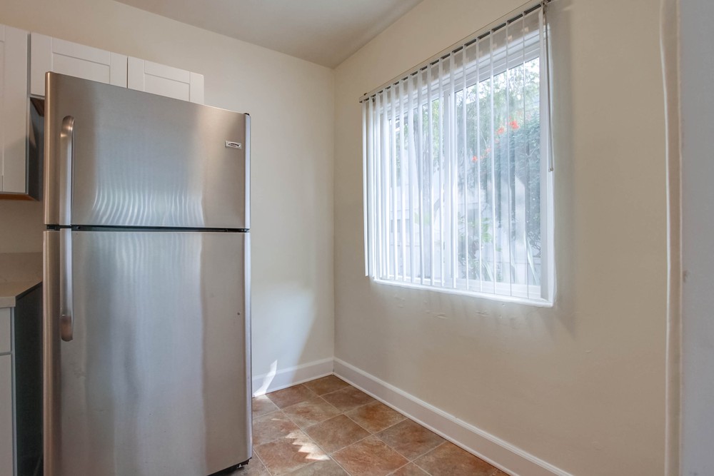 Virtual tour photo 12 of 24 for 1542 Pacific Beach Dr