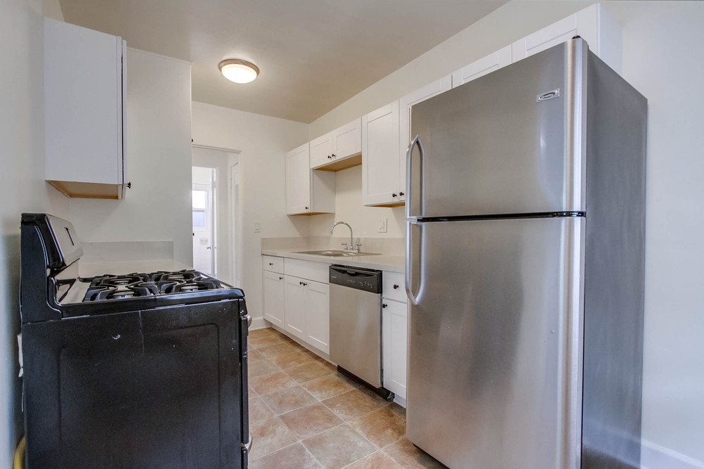 Virtual tour photo 13 of 24 for 1542 Pacific Beach Dr