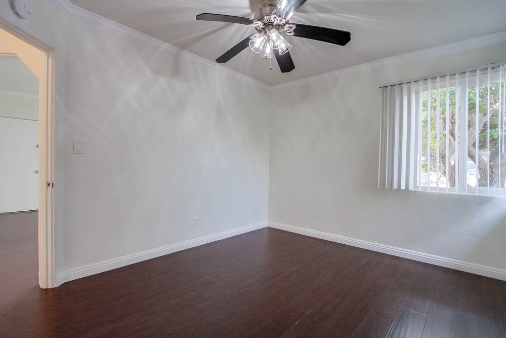 Virtual tour photo 19 of 24 for 1542 Pacific Beach Dr