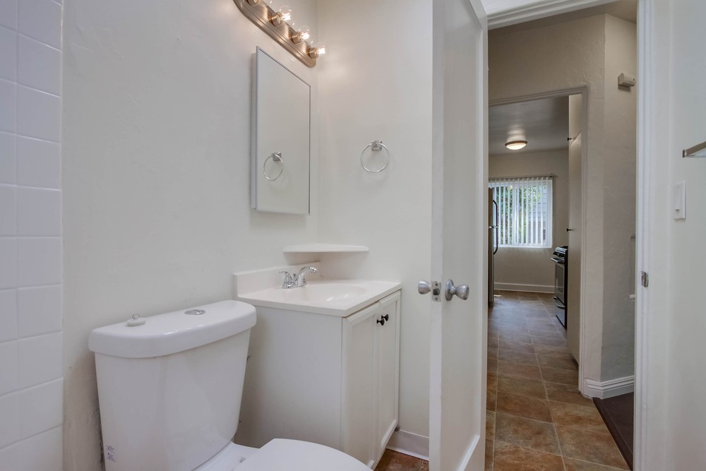 Virtual tour photo 25 of 24 for 1542 Pacific Beach Dr