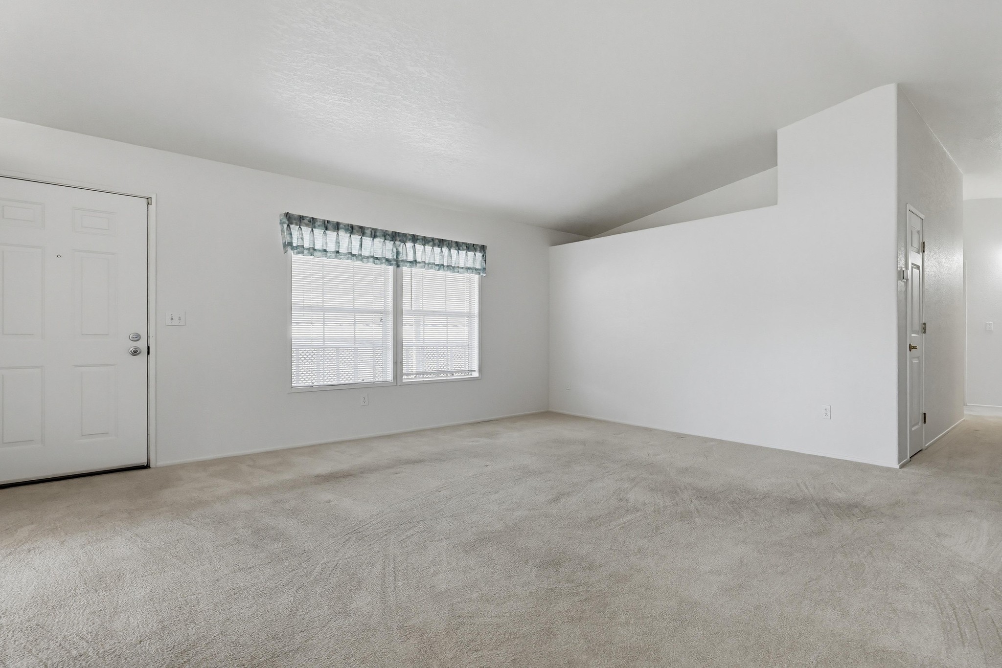 Virtual tour photo 13 of 69 for 15420 Olde Hwy 80 #56
