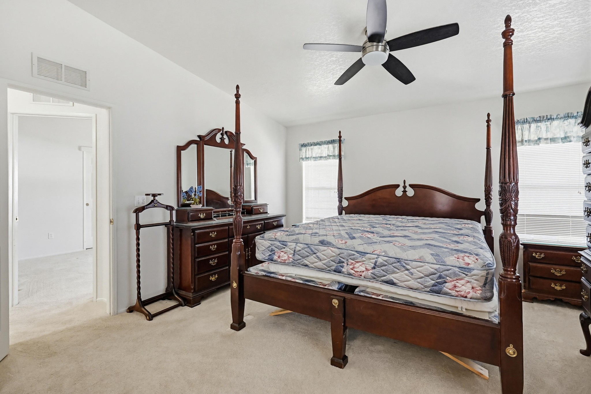 Virtual tour photo 36 of 69 for 15420 Olde Hwy 80 #56