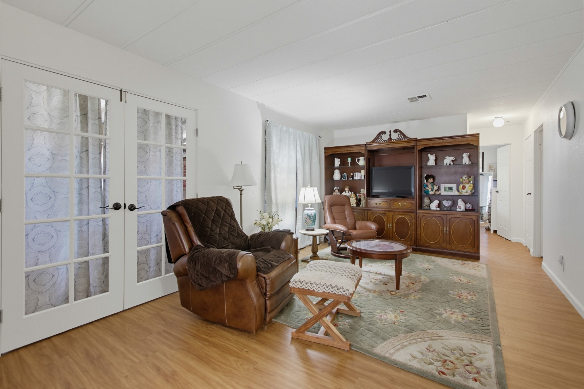 Virtual tour photo 6 of 46 for 15420 Olde Hwy 80 Spc 100