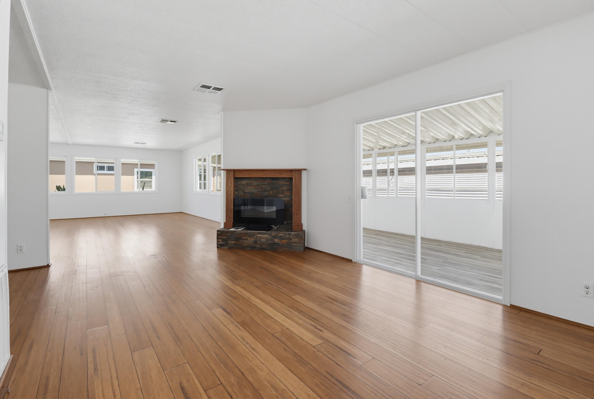 Virtual tour photo 25 of 49 for 15420 Olde Hwy 80 Spc 246