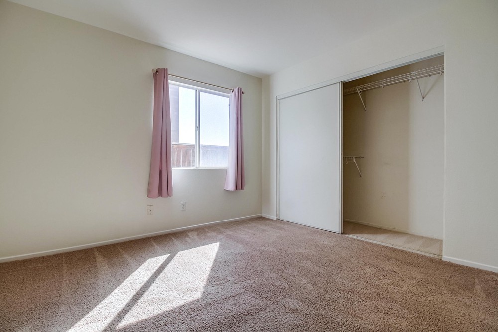 Virtual tour photo 52 of 76 for 1544 Remington Hills Dr